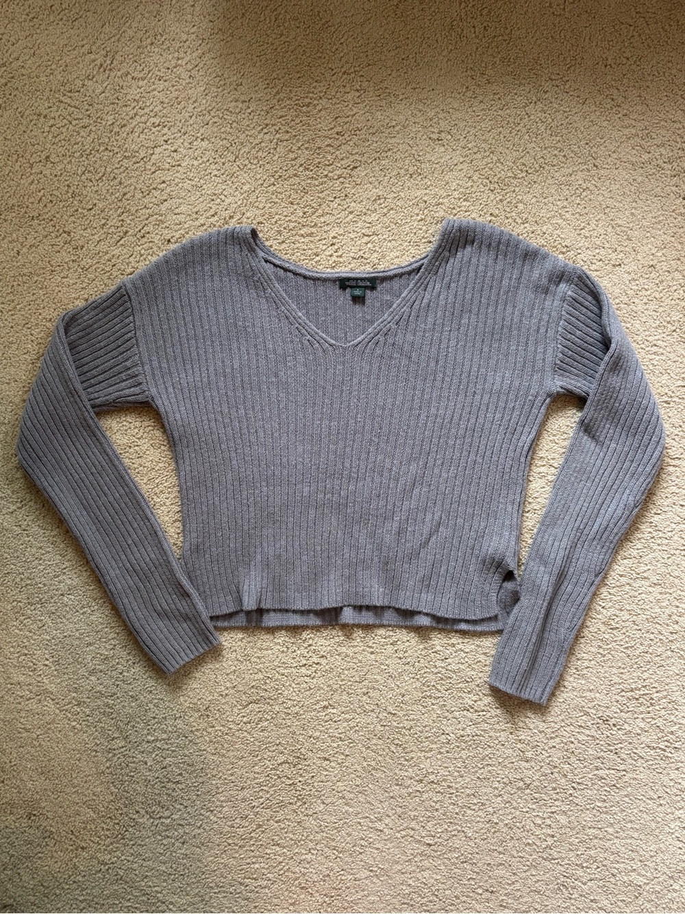 Target Ribbed V-Neck Cropped Sweater in Light Gray